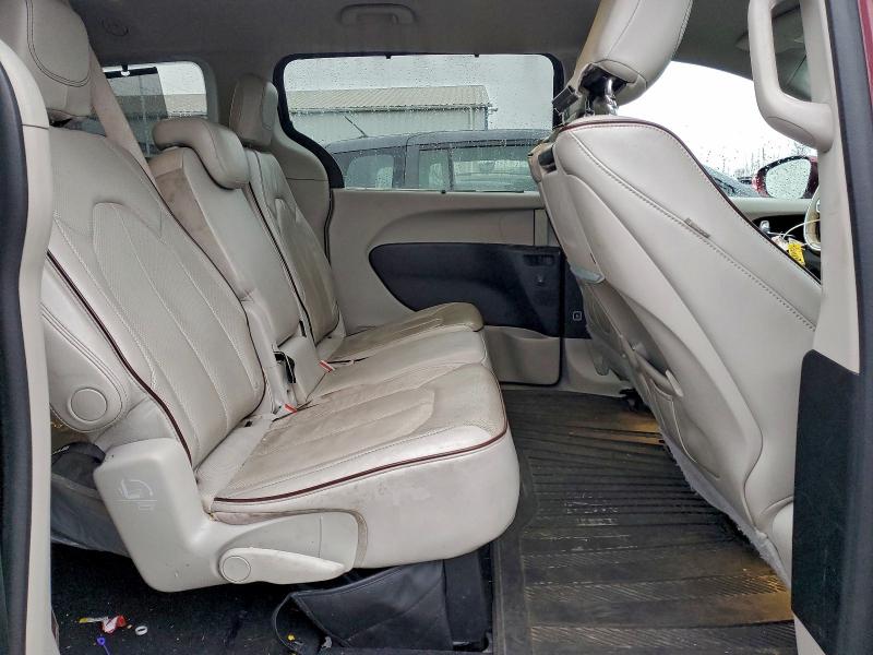 Photo 10 from auction – 2017 CHRYSLER PACIFICA L with VIN 2C4RC1GGXHR683513