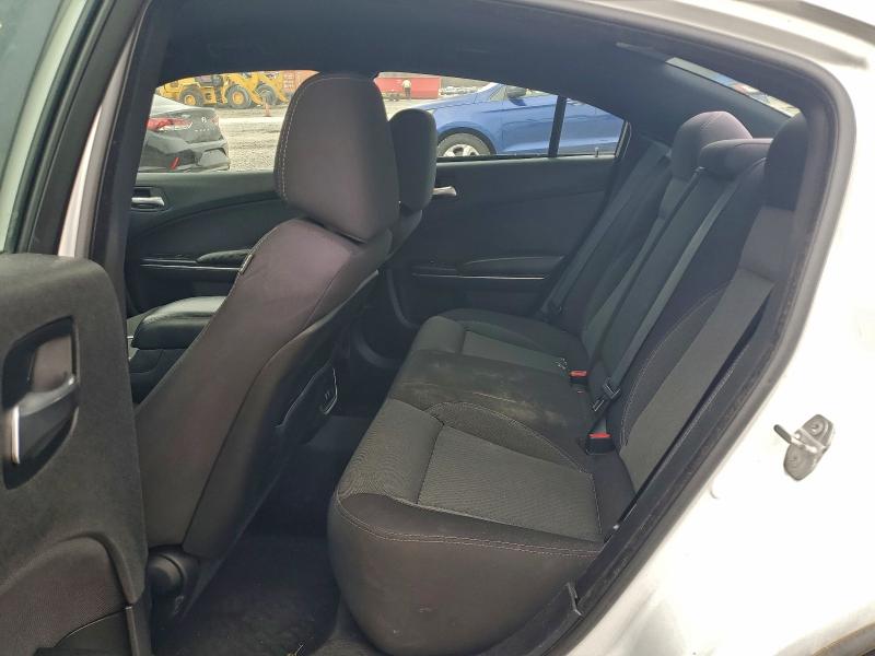 Photo 10 from auction – 2015 DODGE CHARGER SE with VIN 2C3CDXBGXFH737770