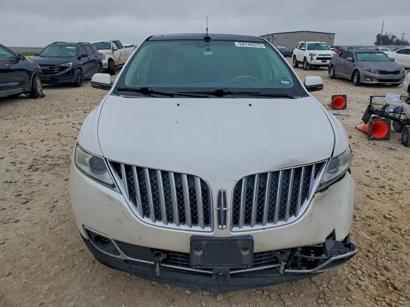 Photo 5 from auction – 2013 LINCOLN MKX with VIN 2LMDJ6JK3DBL38045