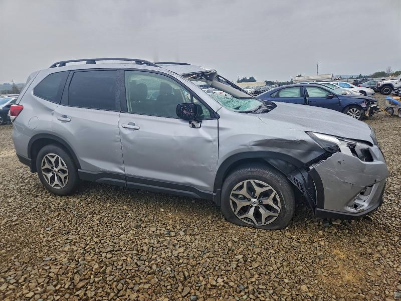 Foto 4 de la subasta – 2023 SUBARU FORESTER P con VIN JF2SKADC4PH531227