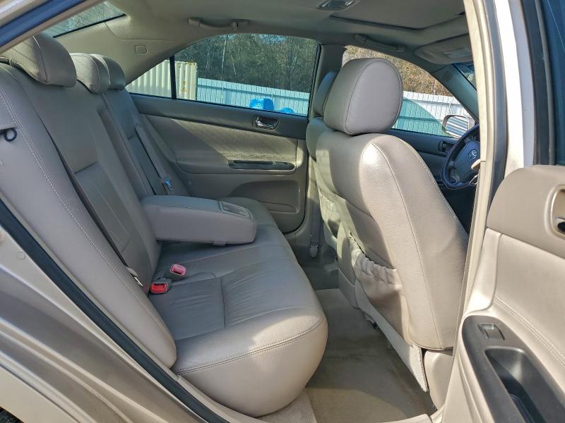Photo 10 from auction – 2005 TOYOTA CAMRY LE with VIN 4T1BE30K95U961530