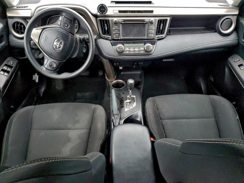Photo 8 from auction – 2015 TOYOTA RAV4 XLE with VIN 2T3RFREV6FW322600