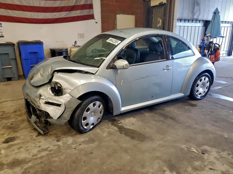 Photo 1 from auction – 2010 VOLKSWAGEN NEW BEETLE with VIN 3VWPG3AG1AM014959