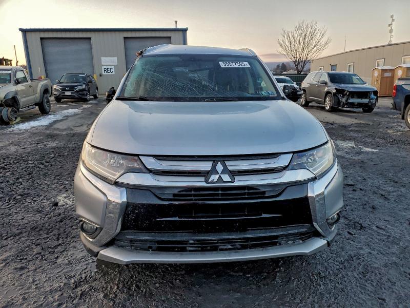 Photo 5 from auction – 2017 MITSUBISHI OUTLANDER with VIN JA4AZ3A31HZ031327