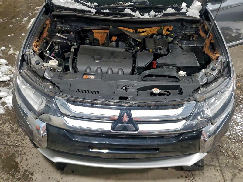 Photo 12 from auction – 2016 MITSUBISHI OUTLANDER with VIN JA4AZ3A34GZ022457
