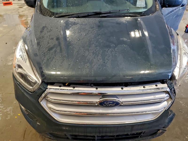 Photo 12 from auction – 2019 FORD ESCAPE SEL with VIN 1FMCU9HD3KUC24075
