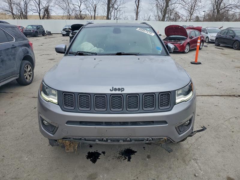 Photo 5 from auction – 2019 JEEP COMPASS with VIN 3C4NJDCB1KT669875