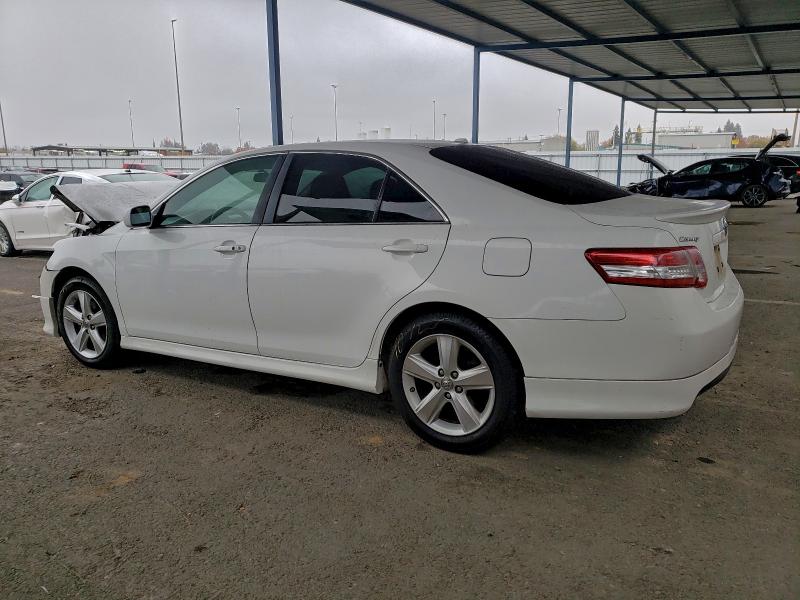 Photo 2 from auction – 2011 TOYOTA CAMRY BASE with VIN 4T1BF3EK1BU667671