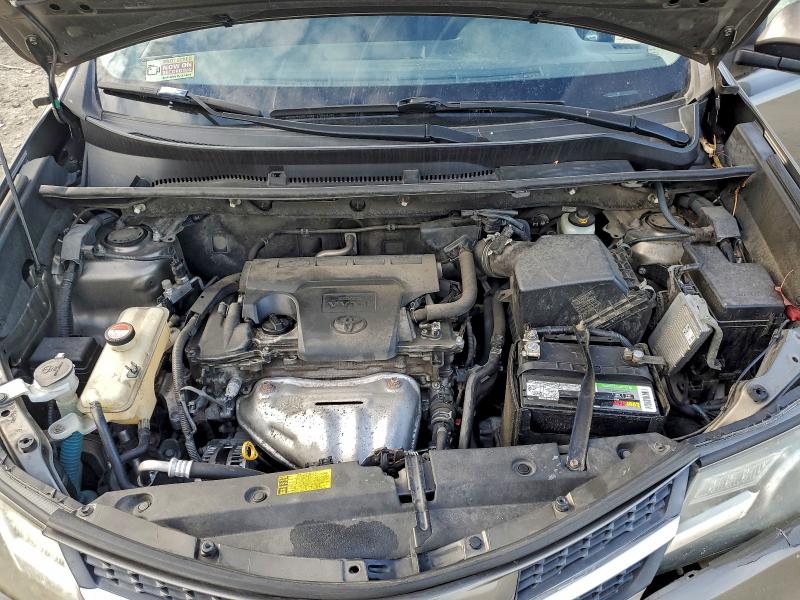 Photo 12 from auction – 2015 TOYOTA RAV4 XLE with VIN JTMRFREV4FD097722