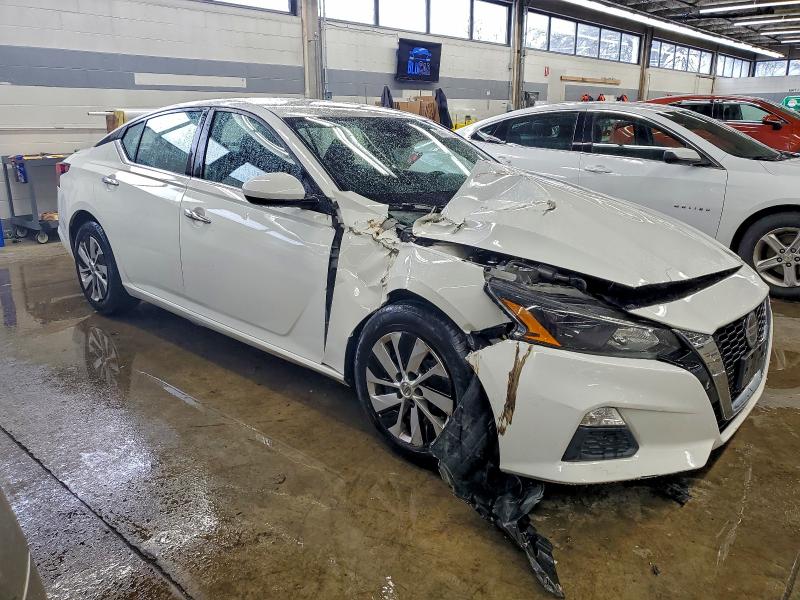 Photo 4 from auction – 2022 NISSAN ALTIMA S with VIN 1N4BL4BV9NN389477