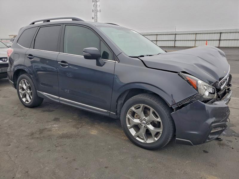 Photo 4 from auction – 2018 SUBARU FORESTER 2 with VIN JF2SJAWC2JH511095