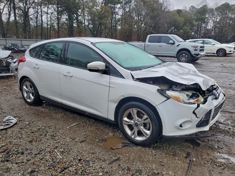 Photo 4 from auction – 2013 FORD FOCUS SE with VIN 1FADP3K25DL278657