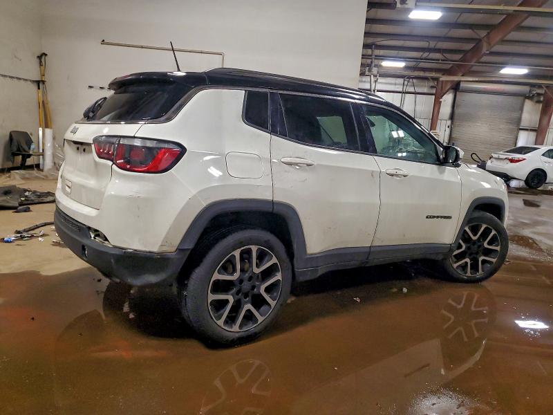 Photo 3 from auction – 2018 JEEP COMPASS LI with VIN 3C4NJDCB0JT223814