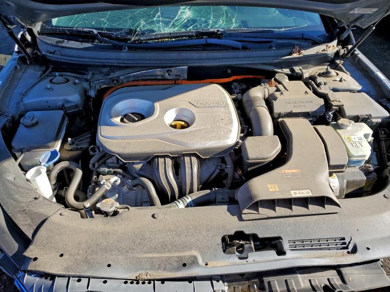 Photo 11 from auction – 2018 HYUNDAI SONATA HYB with VIN KMHE24L30JA080095