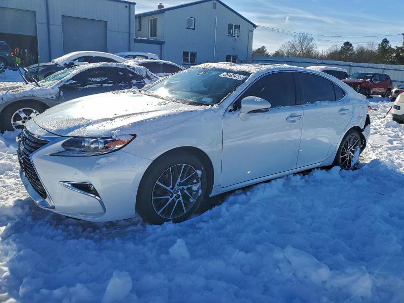LEXUS ES 2016 with VIN JTHBK1GG4G2235848 - Photo from auction