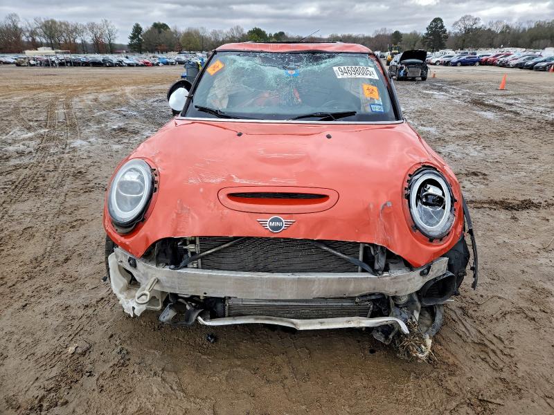 Photo 5 from auction – 2019 MINI COOPER JOH with VIN WMWXM9C5XK2H39026
