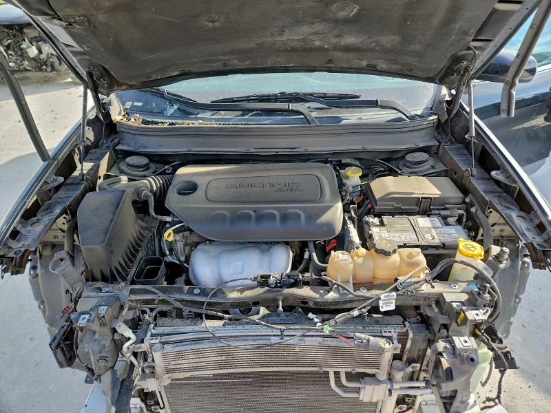 Photo 12 from auction – 2019 JEEP CHEROKEE with VIN 1C4PJMLB8KD397730