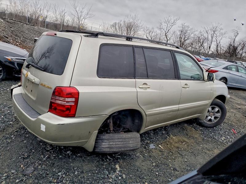 Photo 3 from auction – 2001 TOYOTA HIGHLANDER with VIN JTEHF21A110030318