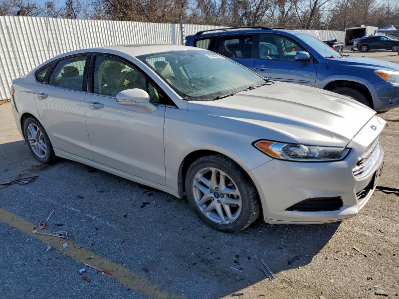 Photo 4 from auction – 2013 FORD FUSION SE with VIN 3FA6P0HR5DR114760