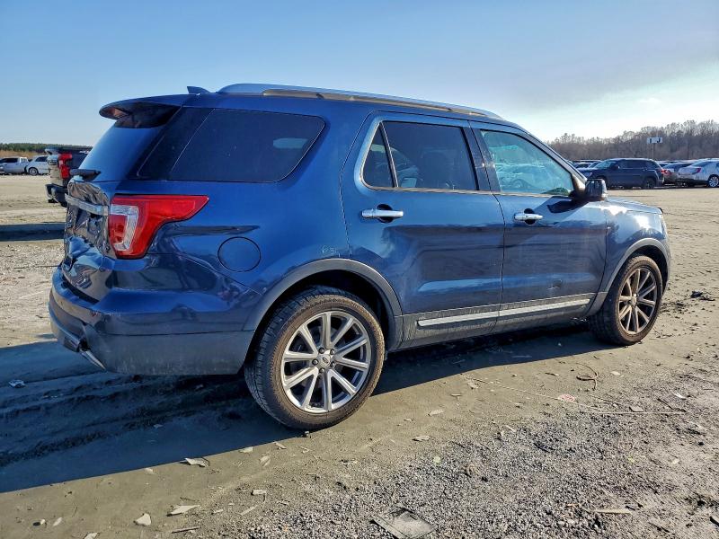 Photo 3 from auction – 2016 FORD EXPLORER L with VIN 1FM5K8F88GGC23671