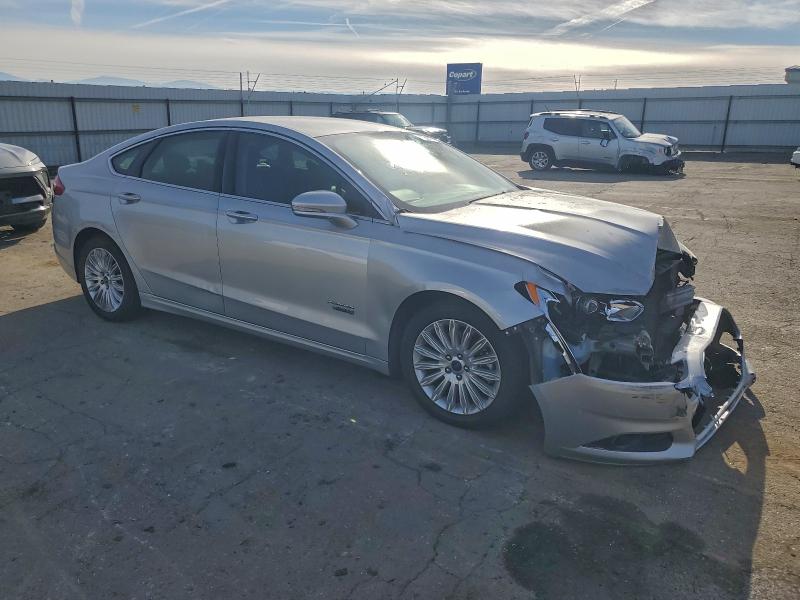 Photo 4 from auction – 2016 FORD FUSION SE with VIN 3FA6P0PU4GR357485