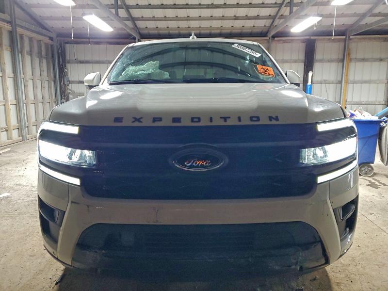 Photo 5 from auction – 2024 FORD EXPEDITION with VIN 1FMJU2A85REA93182