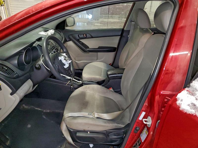Photo 7 from auction – 2010 KIA FORTE with VIN KNAFU4A25A5288797