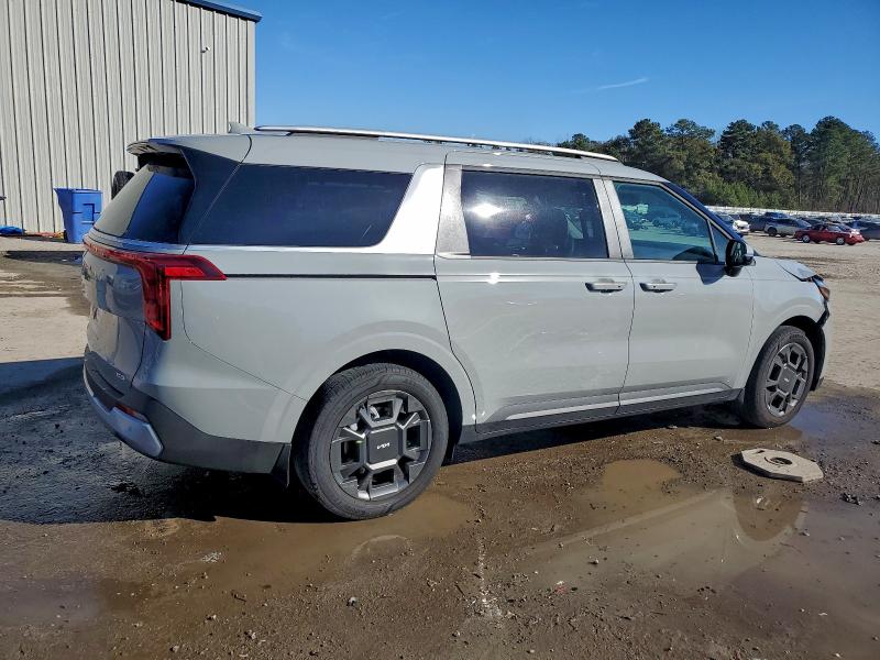 Photo 3 from auction – 2026 KIA CARNIVAL E with VIN KNDNC5KA8T6085154