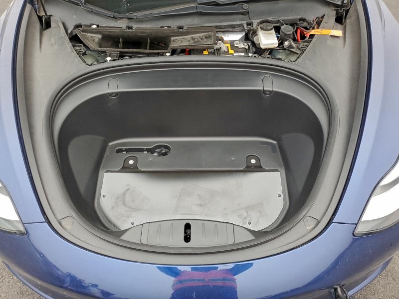Photo 11 from auction – 2018 TESLA MODEL 3 with VIN 5YJ3E1EB1JF150992