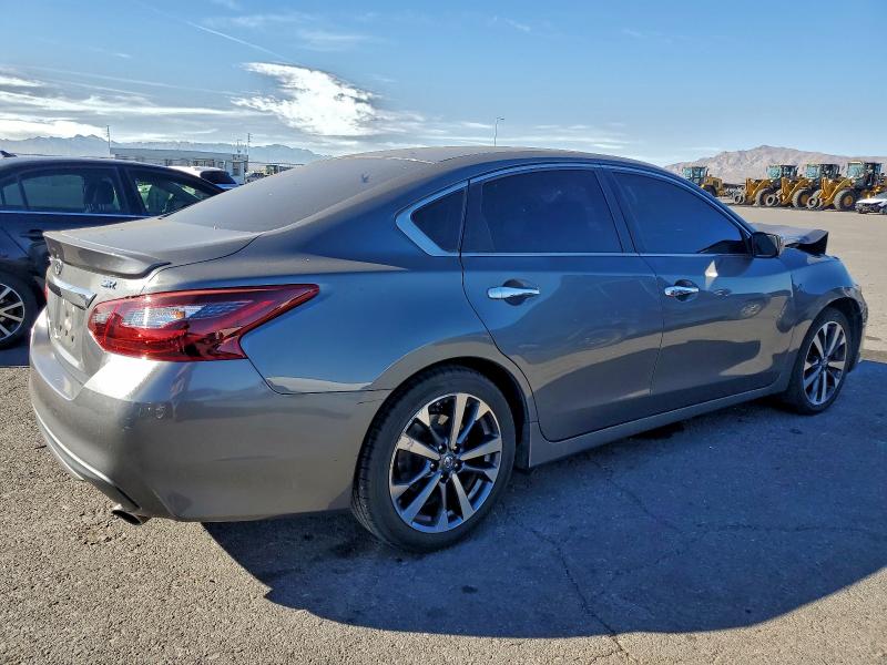 Photo 3 from auction – 2017 NISSAN ALTIMA 2.5 with VIN 1N4AL3AP4HN358327