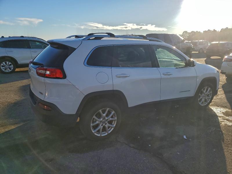Photo 3 from auction – 2018 JEEP CHEROKEE L with VIN 1C4PJLLBXJD590678