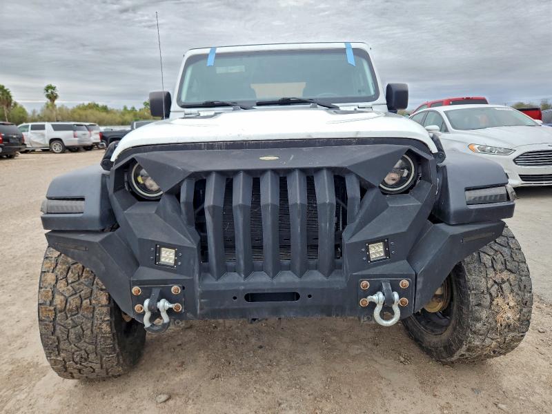 Photo 5 from auction – 2020 JEEP GLADIATOR with VIN 1C6HJTAG7LL133295