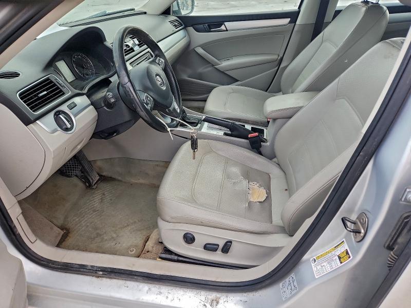 Photo 7 from auction – 2012 VOLKSWAGEN PASSAT SE with VIN 1VWBH7A37CC016344