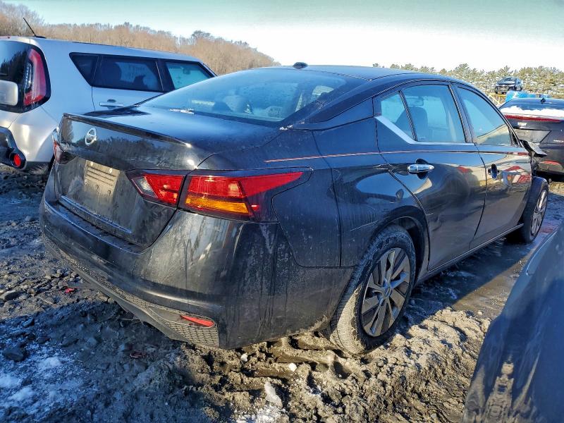 Photo 3 from auction – 2019 NISSAN ALTIMA with VIN 1N4BL4BVXKC168302