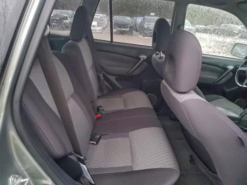 Photo 11 from auction – 2004 TOYOTA RAV4 with VIN JTEHD20V240030973