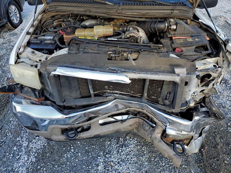 Photo 12 from auction – 2001 FORD EXCURSION with VIN 1FMNU42F81EB90651