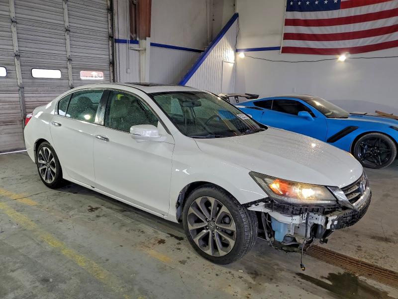 Photo 4 from auction – 2015 HONDA ACCORD EXL with VIN 1HGCR2F80FA127394