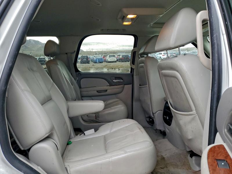 Photo 11 from auction – 2007 GMC YUKON with VIN 1GKFK13077R201782
