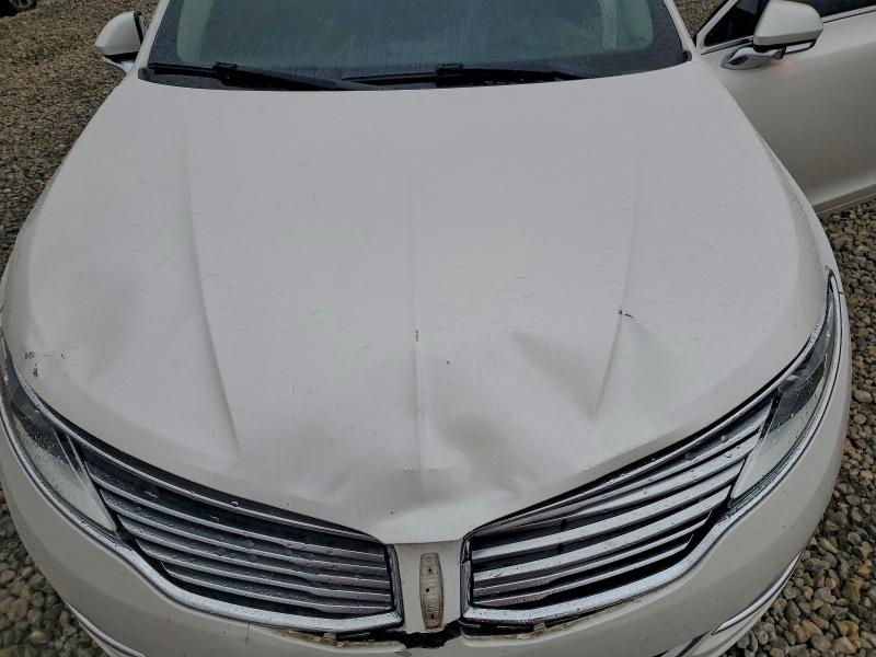 Photo 11 from auction – 2015 LINCOLN MKZ with VIN 3LN6L2J98FR611540