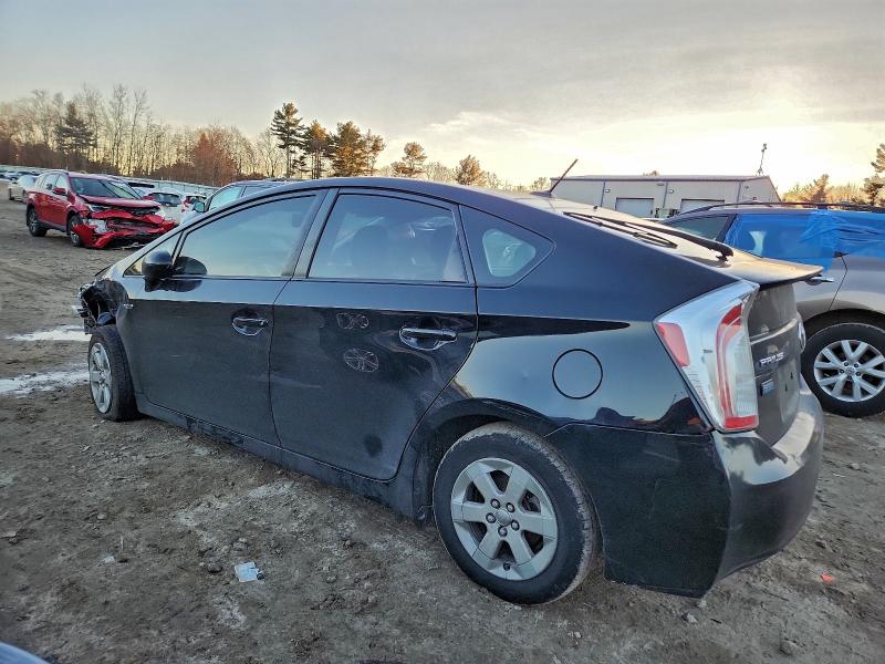Photo 2 from auction – 2013 TOYOTA PRIUS with VIN JTDKN3DU7D5610656