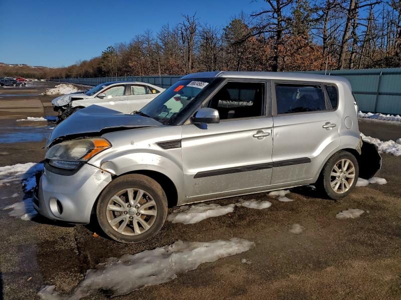 Снимка 1 от търг – 2012 KIA SOUL + с VIN KNDJT2A65C7368924