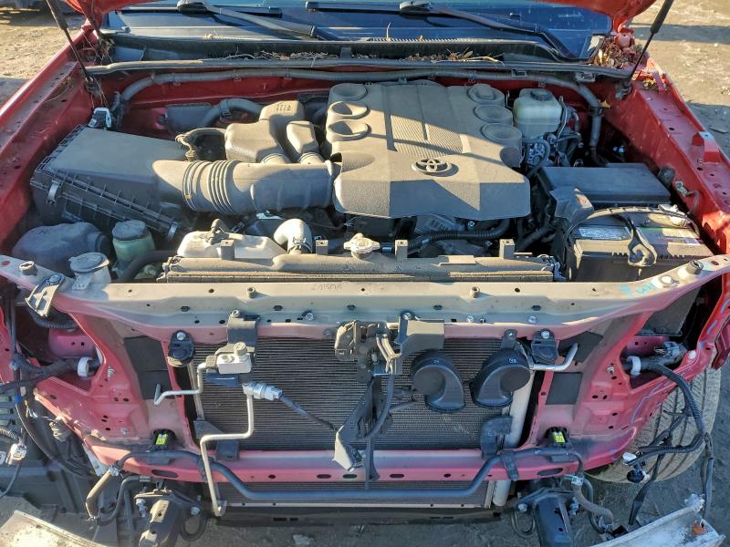 Photo 12 from auction – 2019 TOYOTA 4RUNNER SR with VIN JTEBU5JR0K5615463