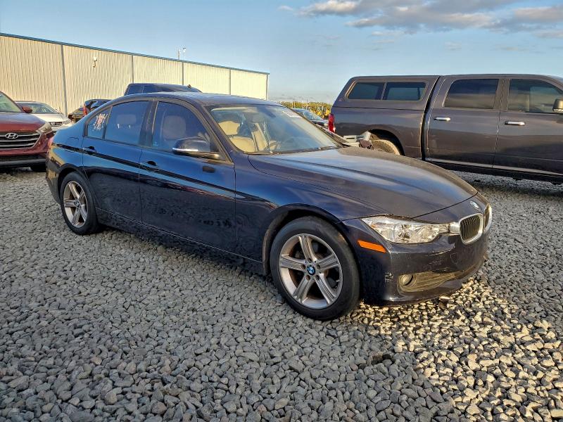 صورة رقم 4 من المزاد - 2015 BMW 320 I مع VIN WBA3B1G58FNT02367
