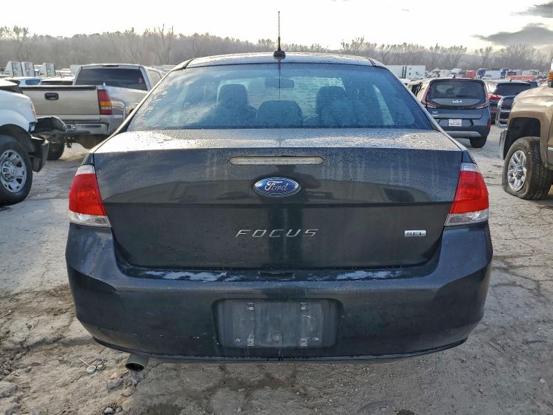 Photo 6 from auction – 2010 FORD FOCUS SEL with VIN 1FAHP3HN0AW144457
