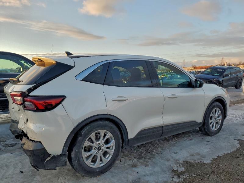 Photo 3 from auction – 2023 FORD ESCAPE with VIN 1FMCU9GN6PUA85500