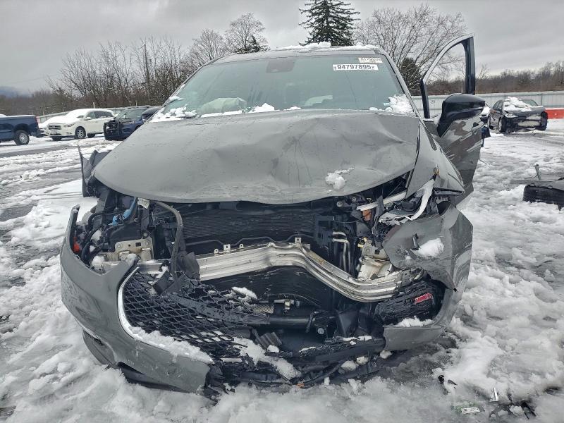 Photo 5 from auction – 2025 CHRYSLER PACIFICA S with VIN 2C4RC1BG7SR556037