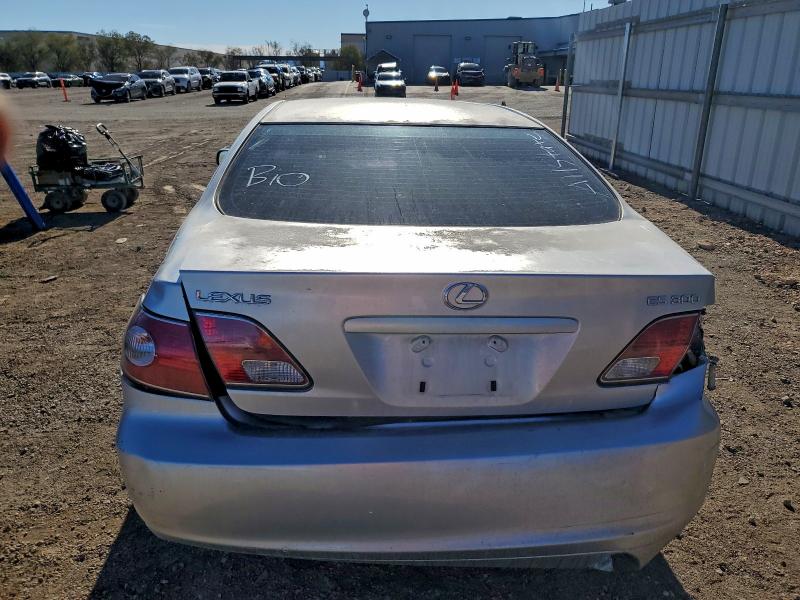 Photo 6 from auction – 2002 LEXUS ES 300 with VIN JTHBF30G225034127