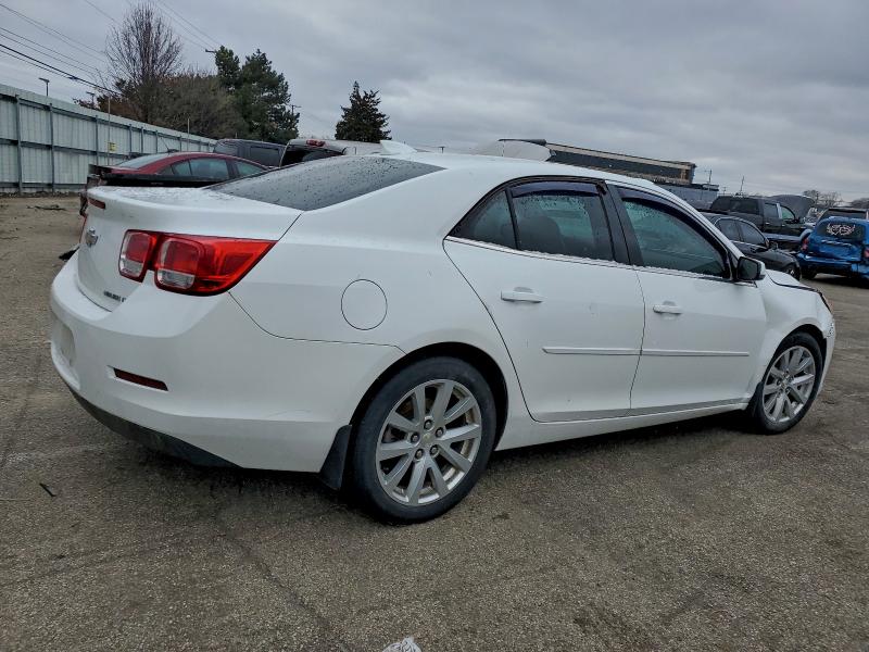 Photo 3 from auction – 2015 CHEVROLET MALIBU 2LT with VIN 1G11D5SLXFF221634