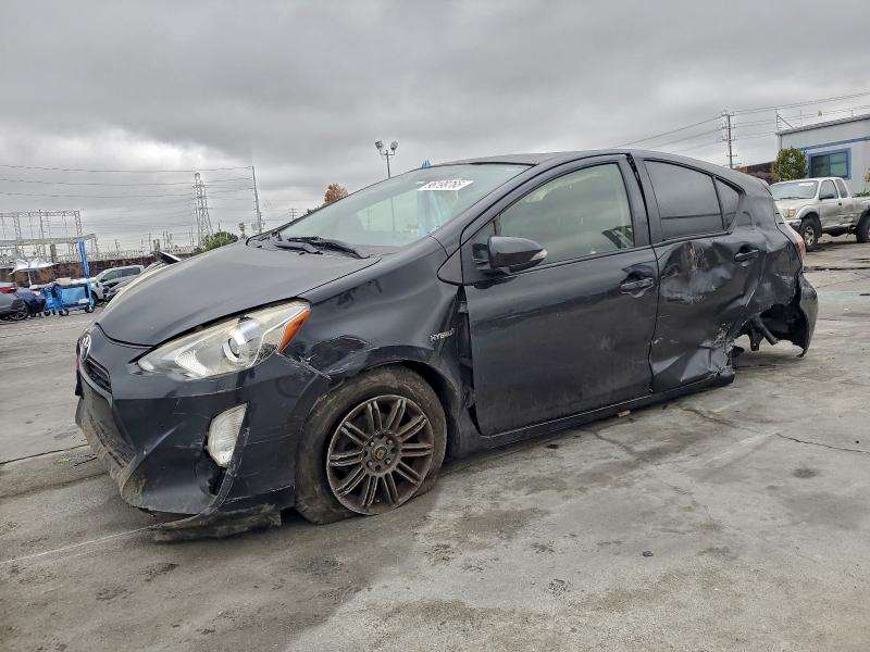Photo 1 from auction – 2015 TOYOTA PRIUS C with VIN JTDKDTB37F1585345