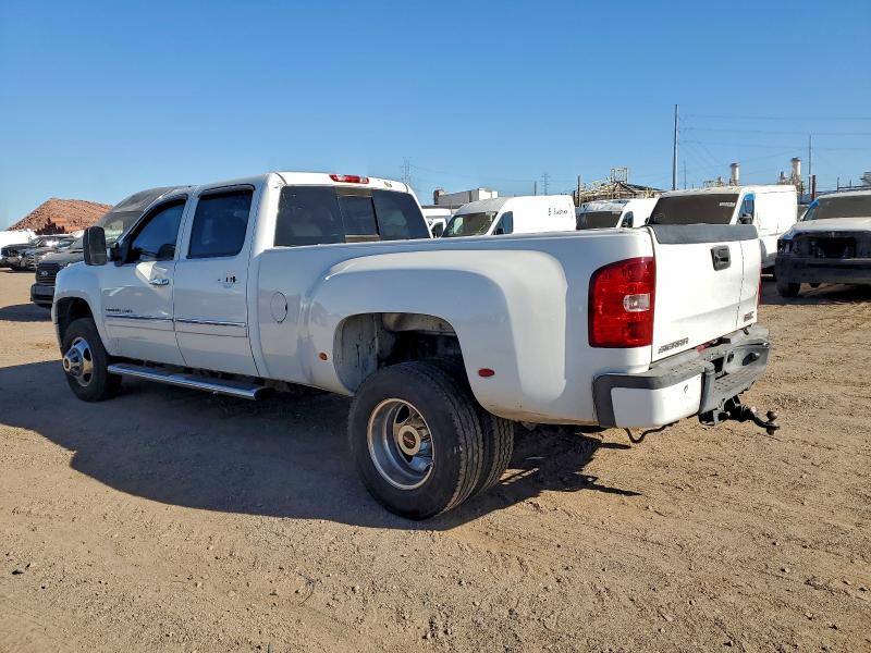 Photo 2 from auction – 2014 GMC SIERRA with VIN 1GT426C8XEF120876